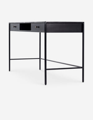 Mathus Desk