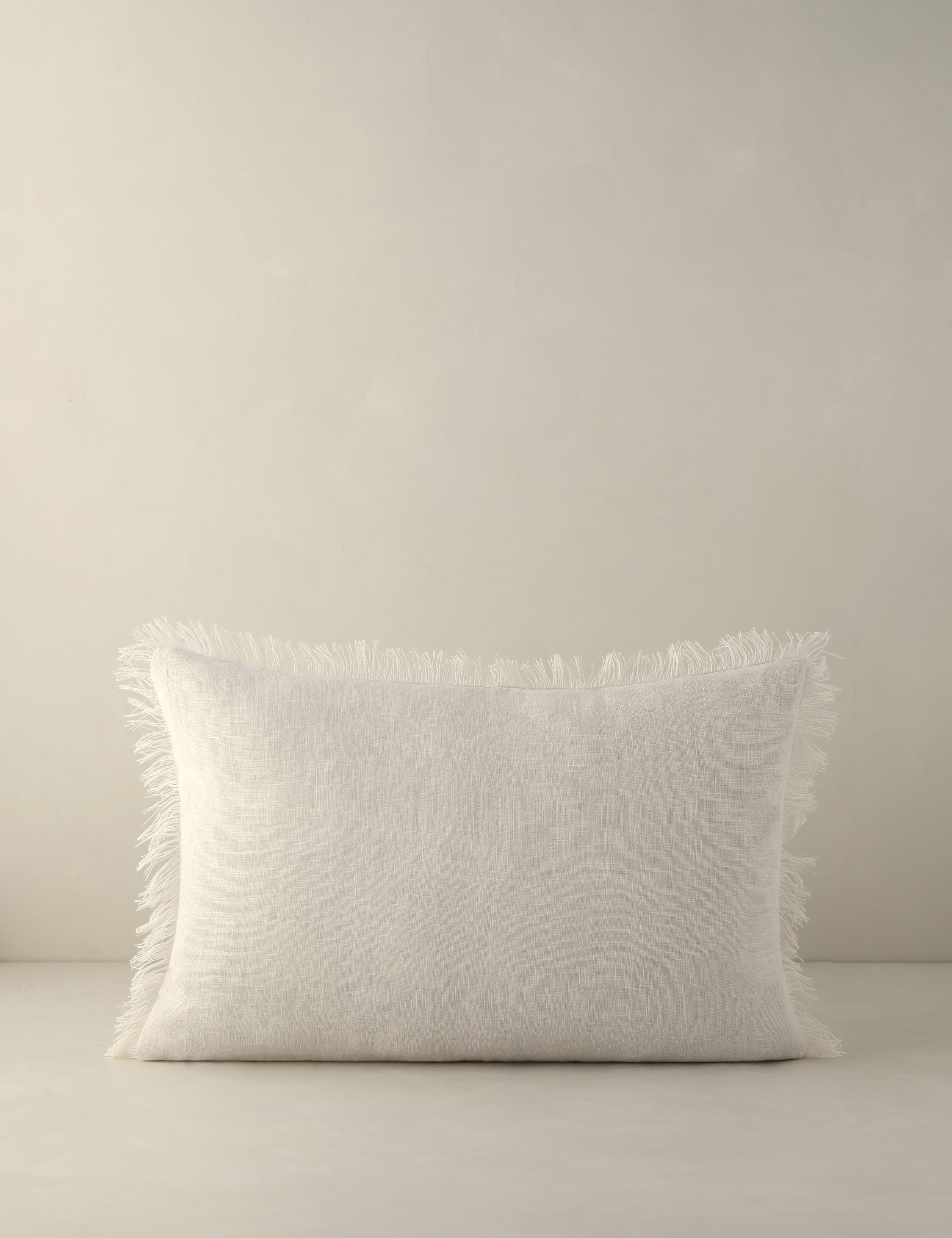 #color::ivory #style::lumbar