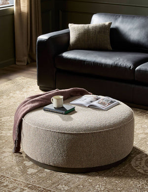 Aldora Round Ottoman : Natural Boucle