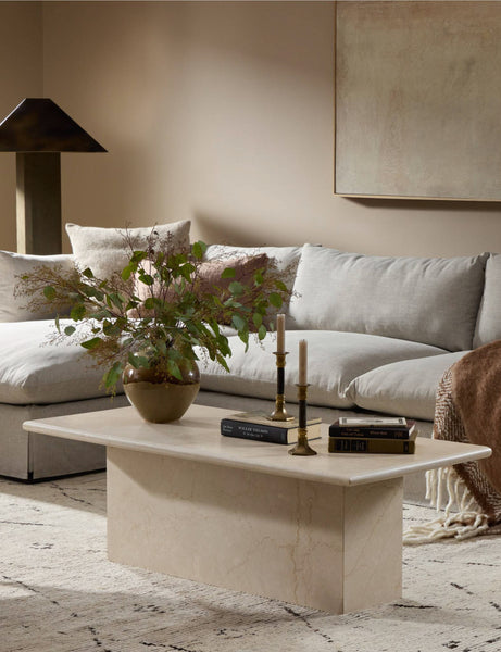 #color::cream-marble