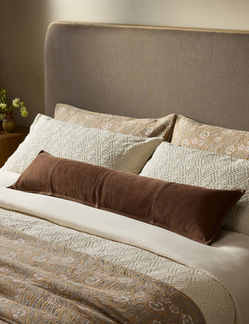 #color::brown #style::long-lumbar