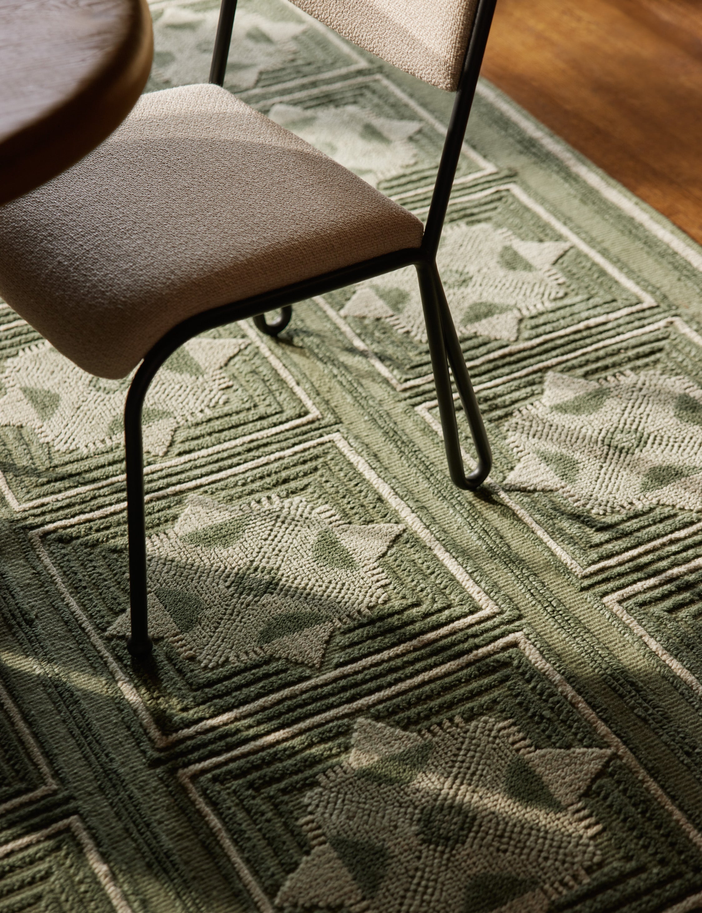 Carlisle Hand-Knotted Wool Rug Swatch by Aimee Song