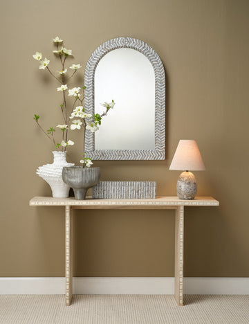 #color::gray-travertine