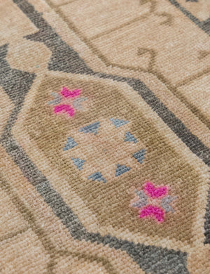 Vintage Turkish Hand-Knotted Wool Mini Rug No. 332, 1'4