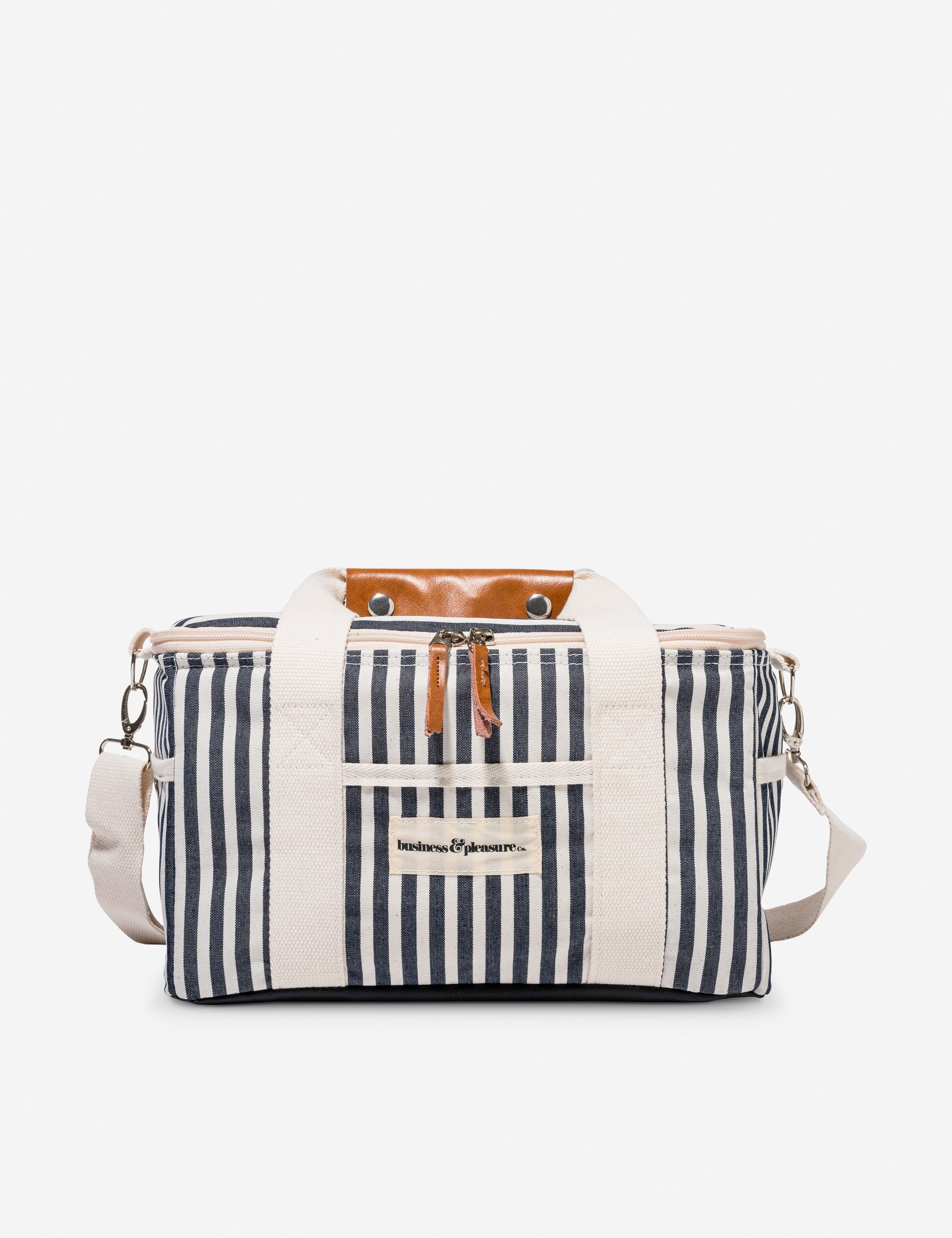 #color::lauren's-navy-stripe