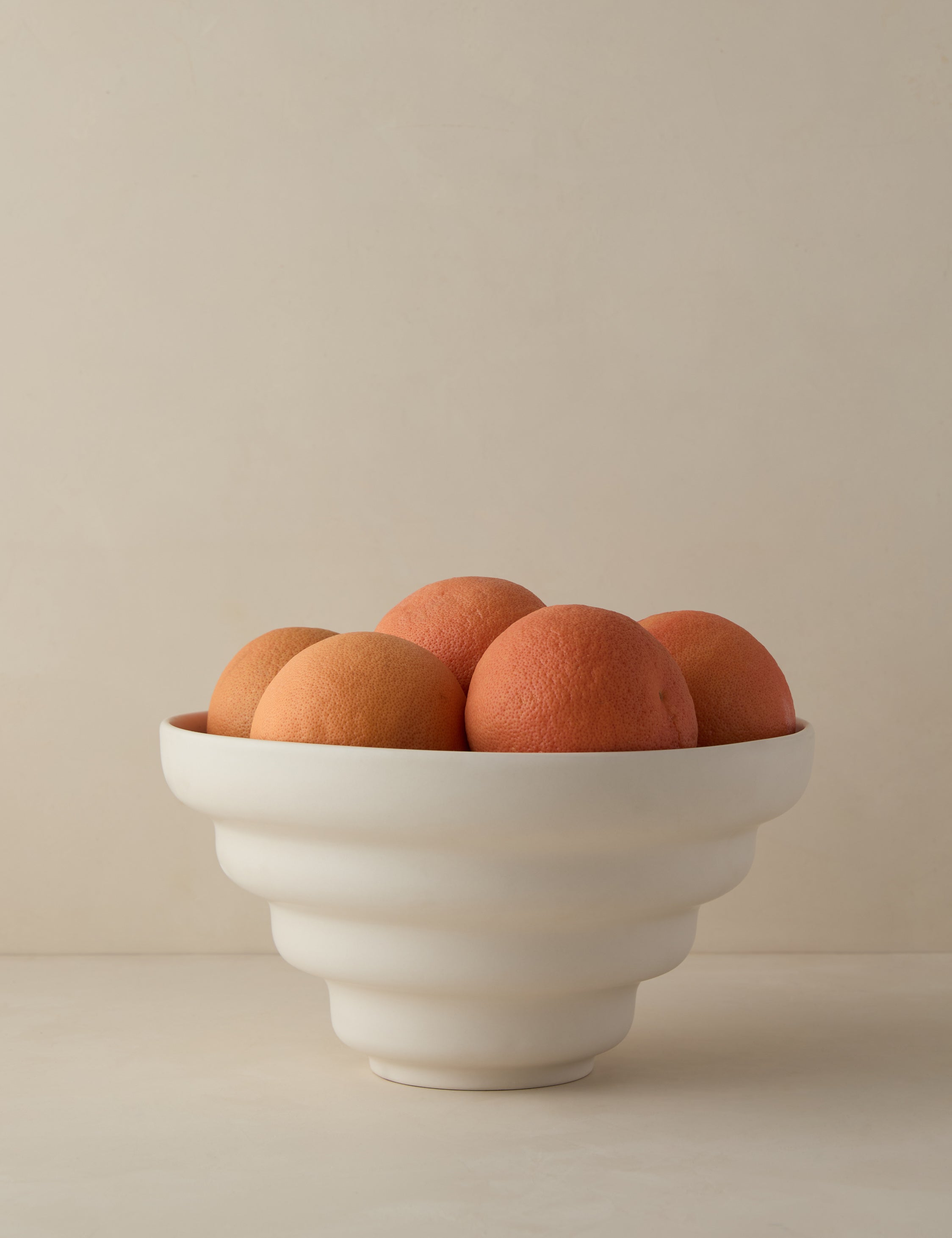 #color::ivory | Cascading matte ceramic serving bowl