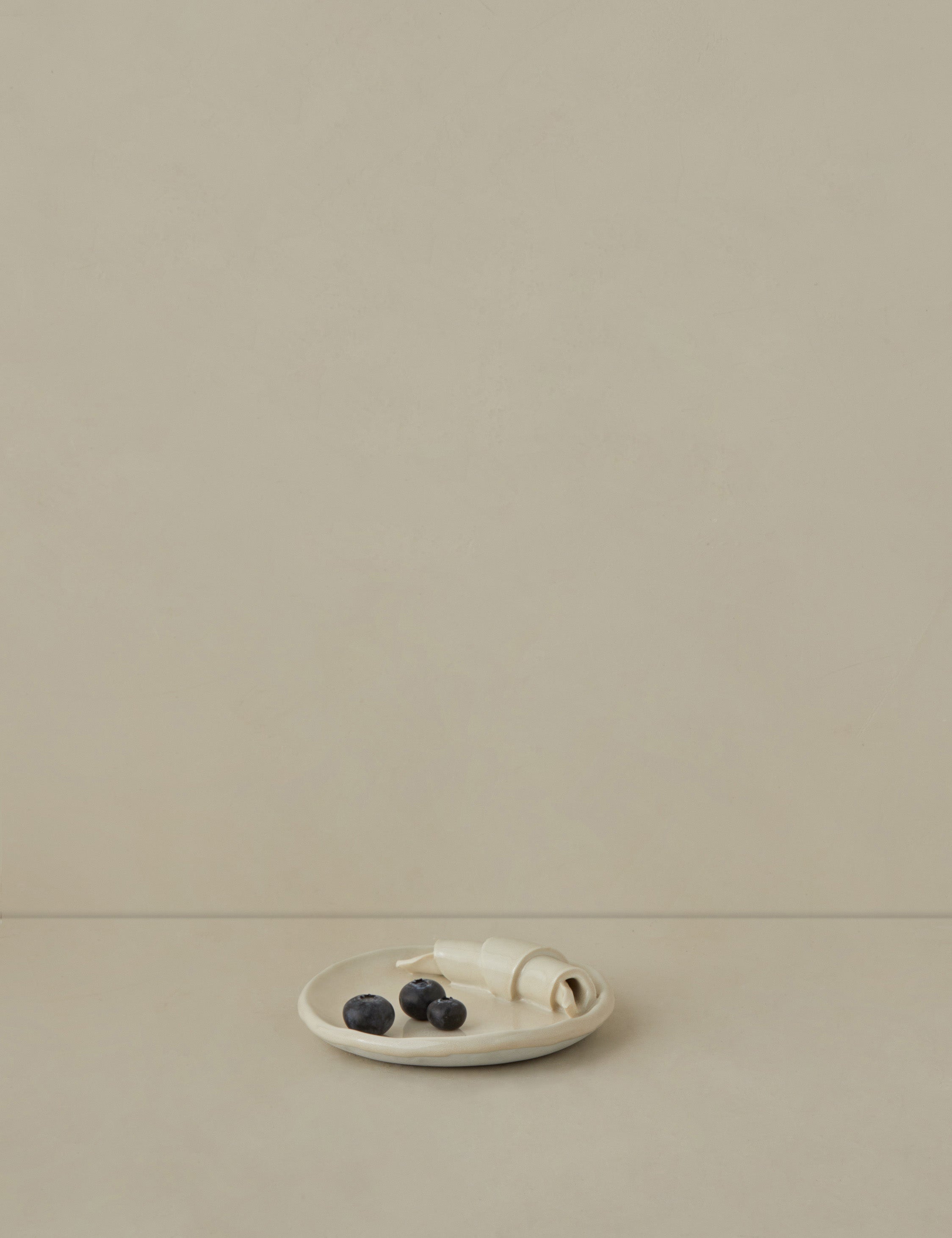 #color::cream