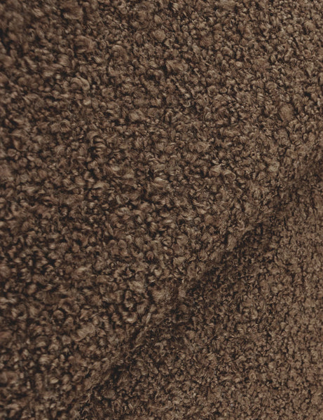 #color::brown-luxe-boucle #size::24-Dia