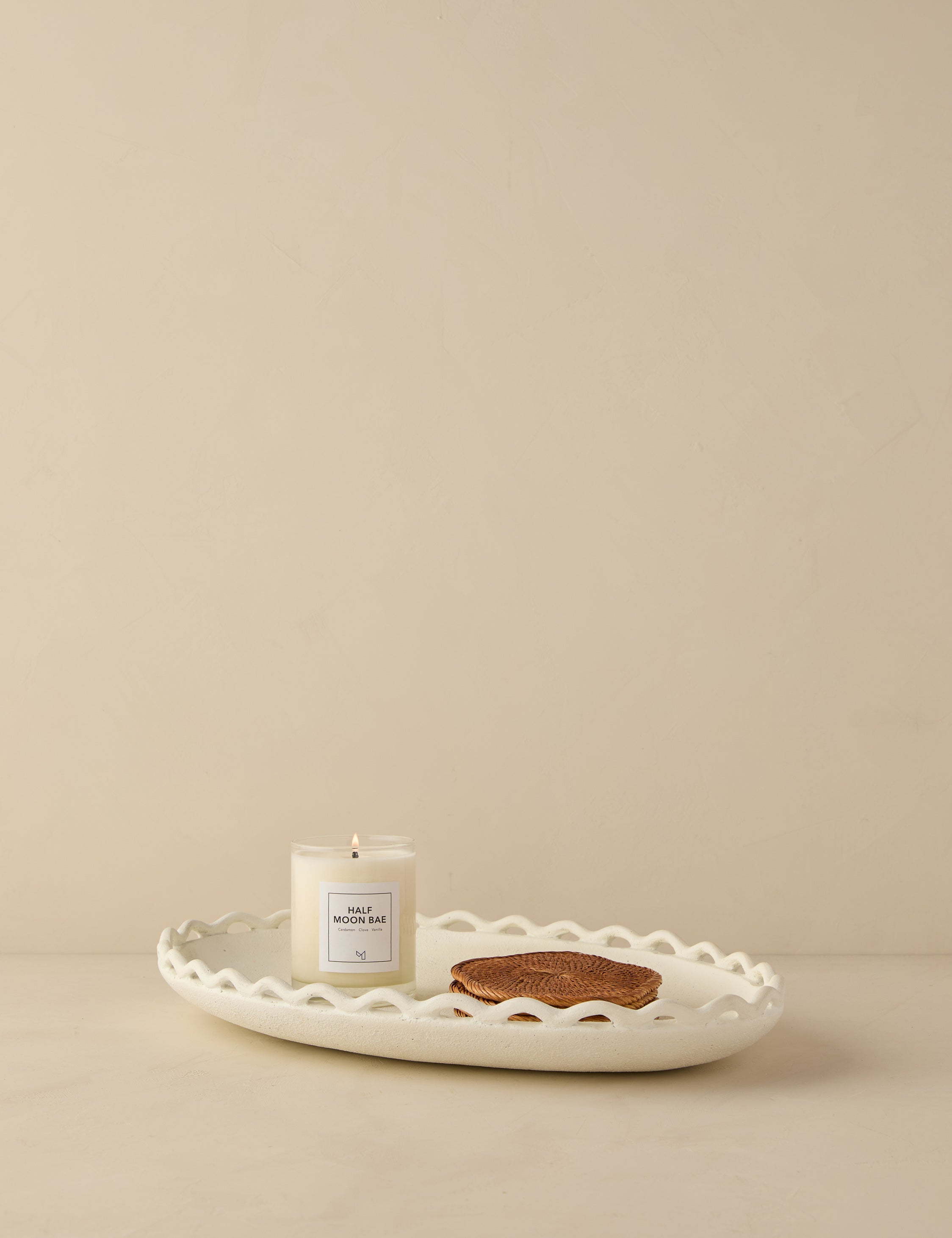 #color::ivory