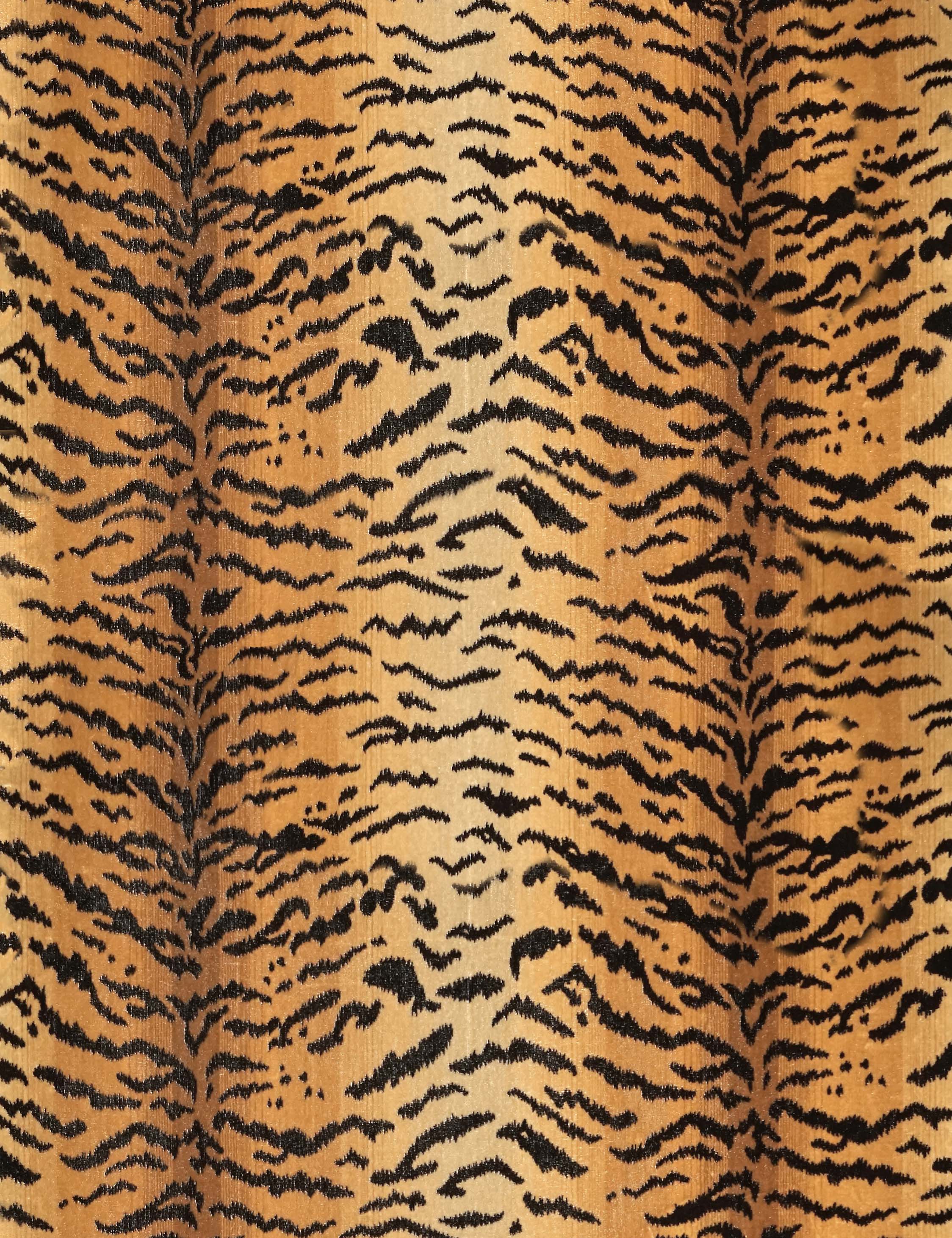 #color::gold-and-black
