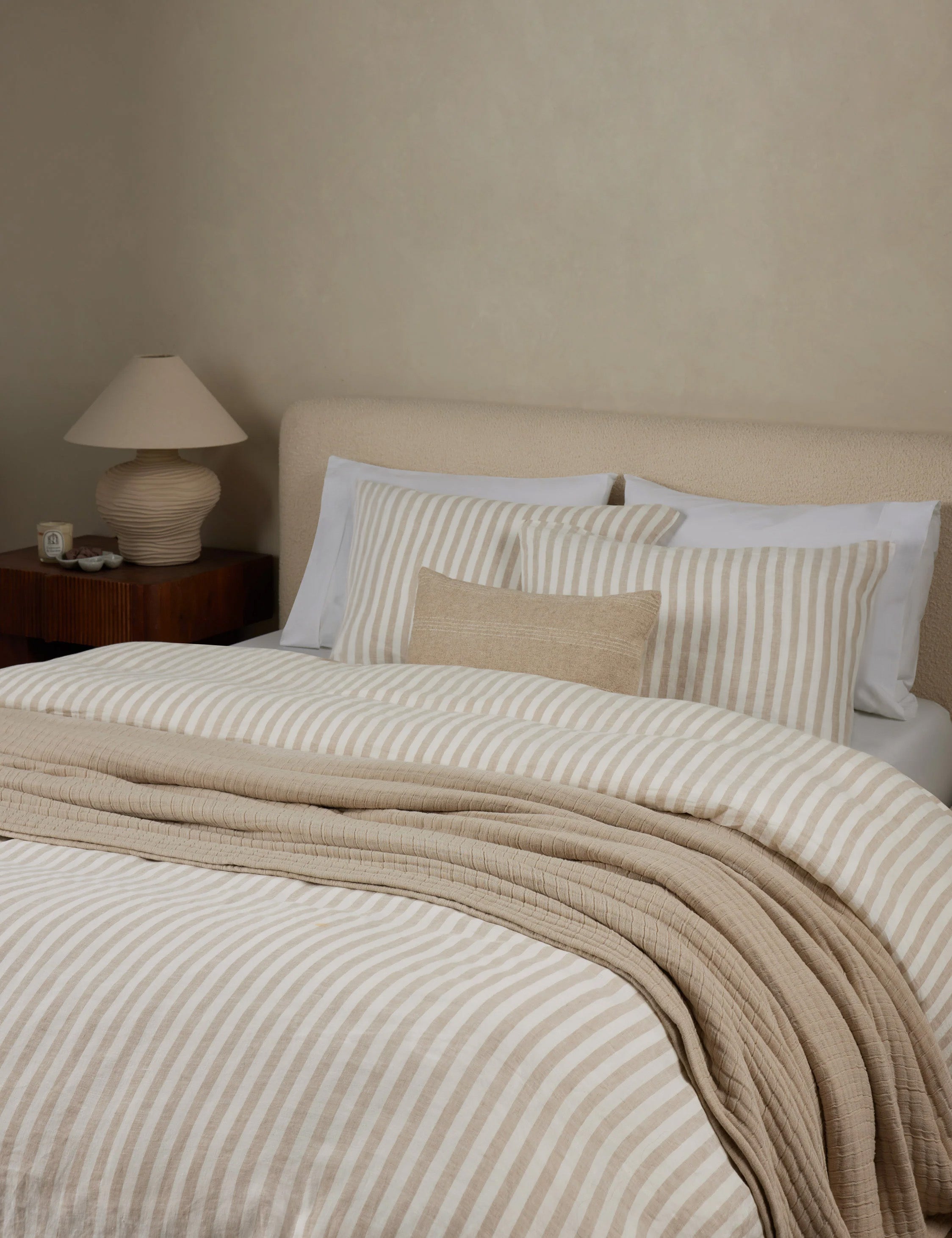 #size::full-queen #size::king-cal-king #color::natural-and-ivory #type::duvet-cover #type::duvet-set