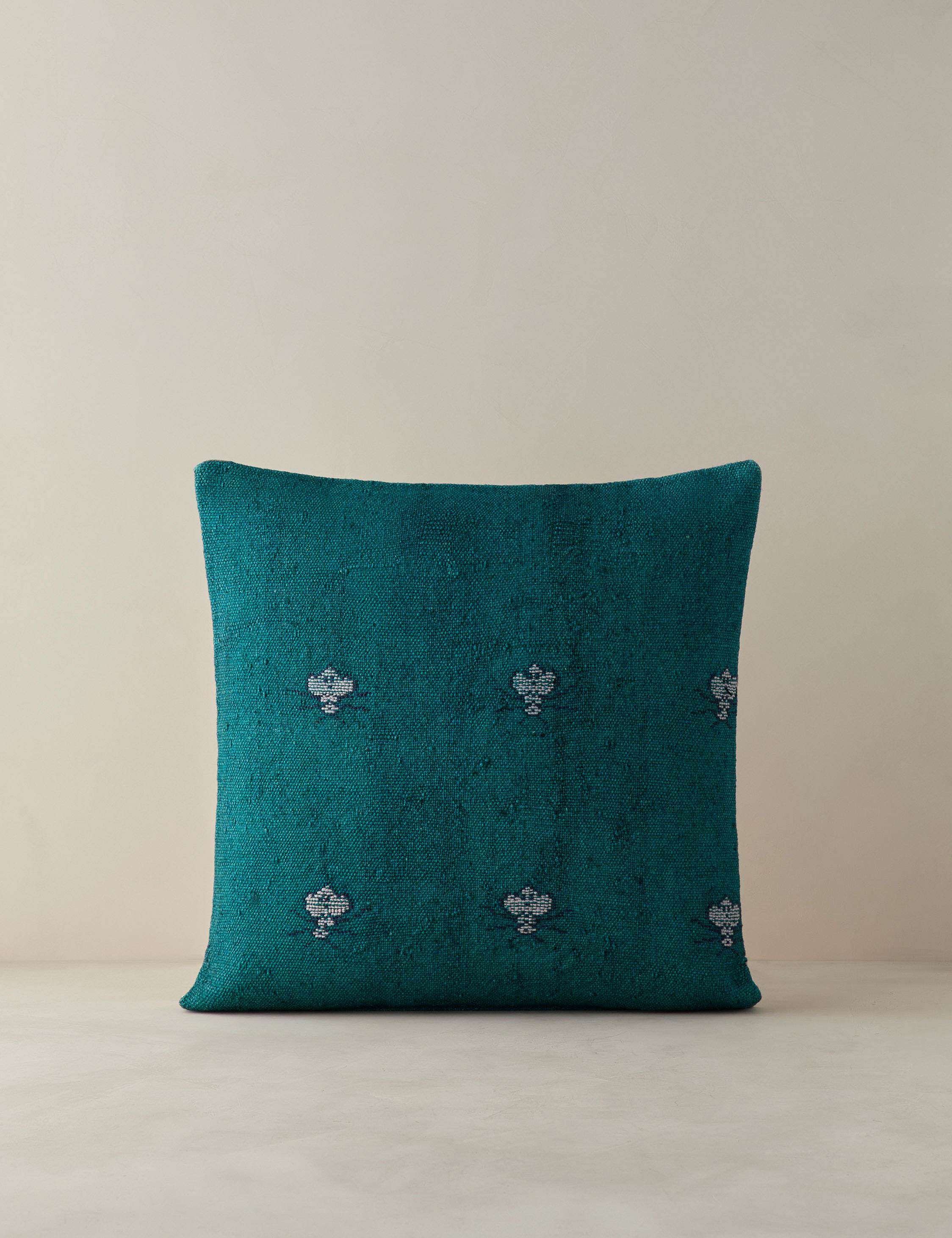 Vintage Pillow No. 166, 20" x 20"