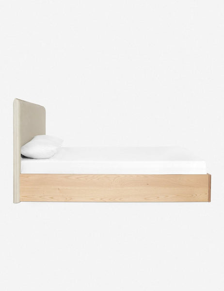 #size::cal-king #size::king #color::natural #size::queen | Side of the Nia natural linen bed